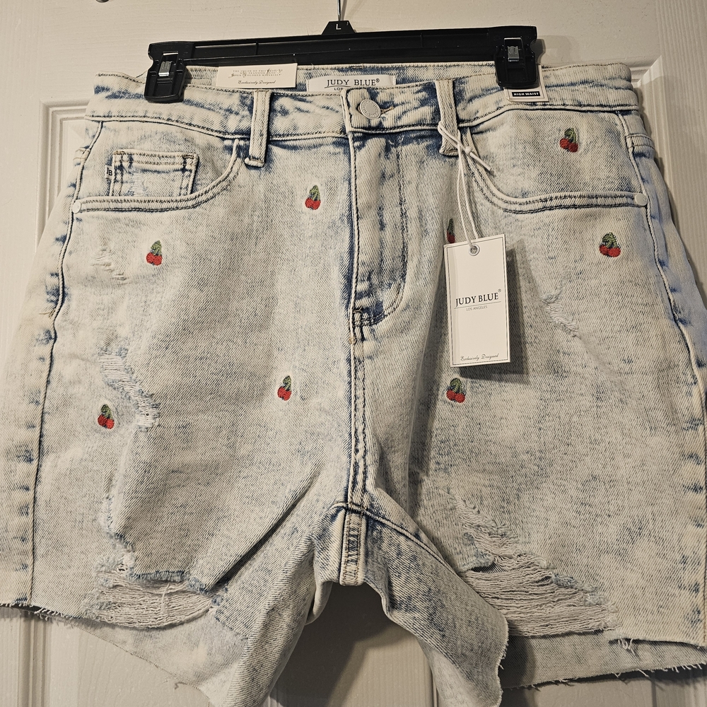 Judy Blue Light Wash Denim Shorts with Strawberry Embroidery